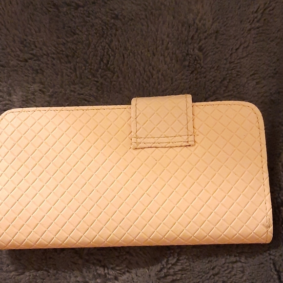 wallet - Picture 3 of 3